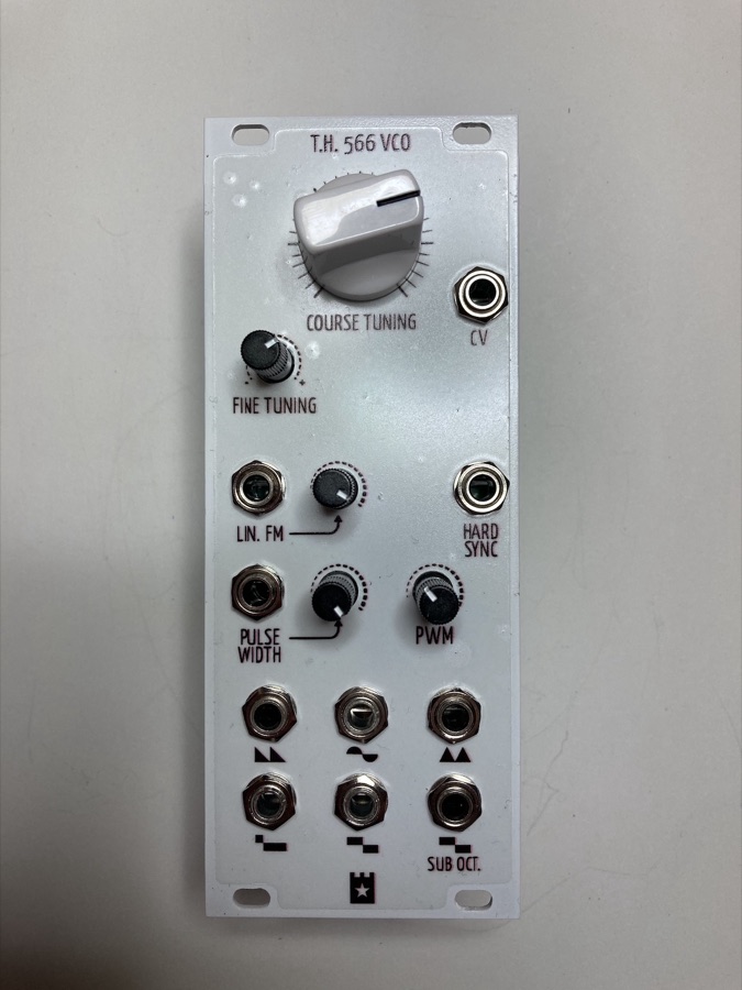 Thomas Henry 566 VCO module